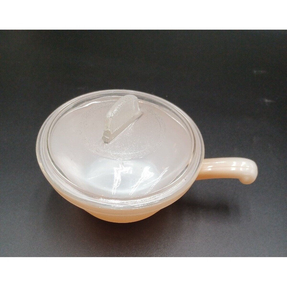 Vtg Peach Cream Fire King Over Baking Dish Casseroll w/ Handle Lid MADE IN USA